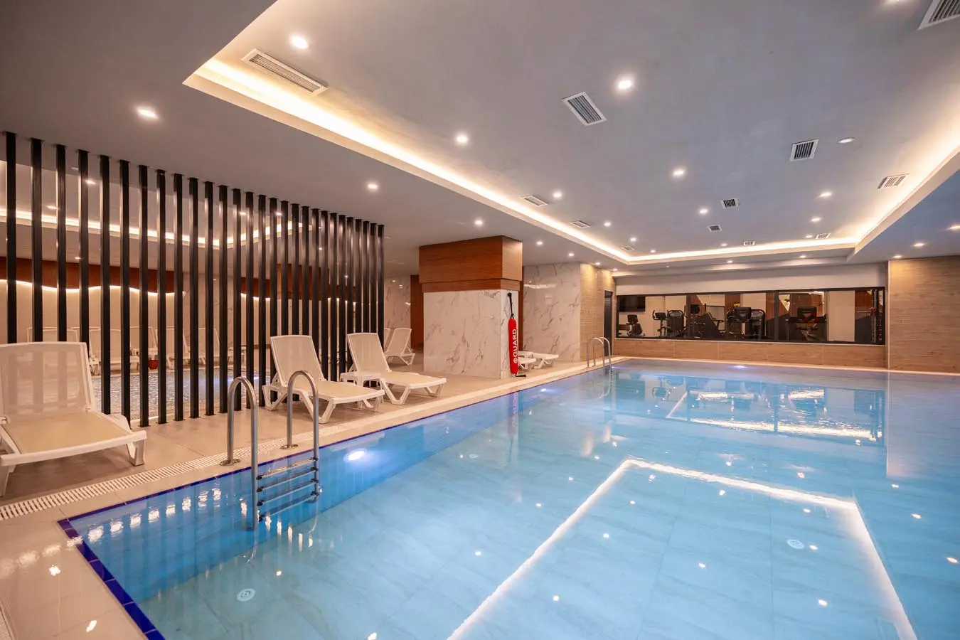 Side Moon Palace Hotel